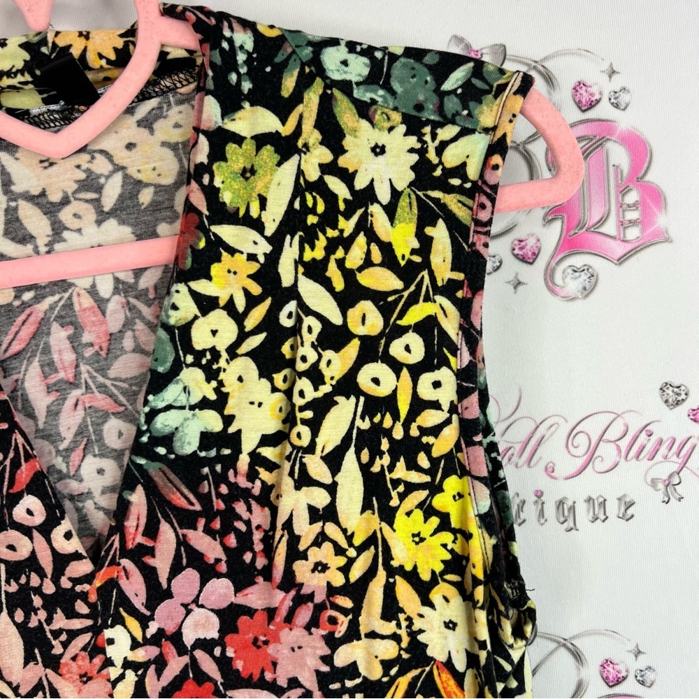 Cable & gauge tank top vibrant Floral V-Neck Blouse Multicolor flowers - Picture 4 of 10